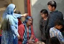 جموں کشمیر ماس مومنٹ کا زائد رسول بت کو خراج عقیدت Relatives mourn the death of Zahid