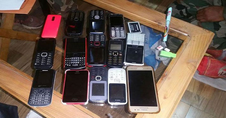 Police recovers 14 cell-phones from inmates in Baramulla jail