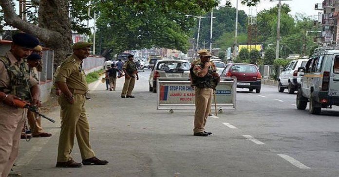 Security beefed up across Srinagar Security beefed up across Srinagar