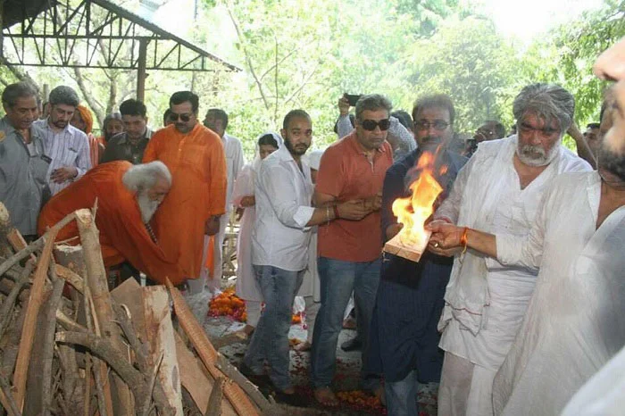 Sunil Ji performed the last rites of Guru Chandra Swami Ji in Delhi