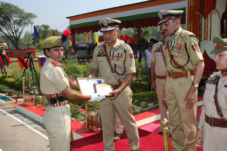140 lady constables pass out from Sher-i-Kashmir Police Academy