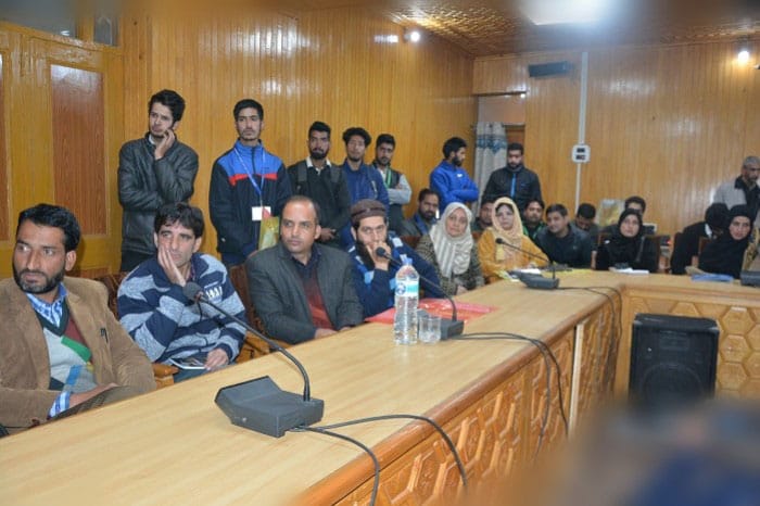 Creative Writing Workshop enraptures youth in Pulwama