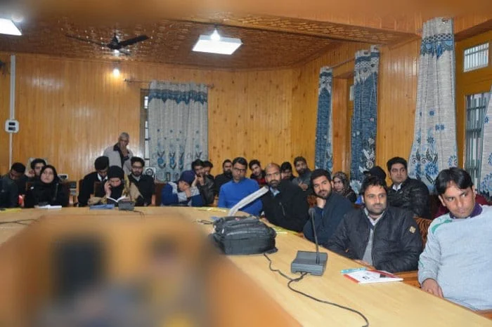 Creative Writing Workshop enraptures youth in Pulwama