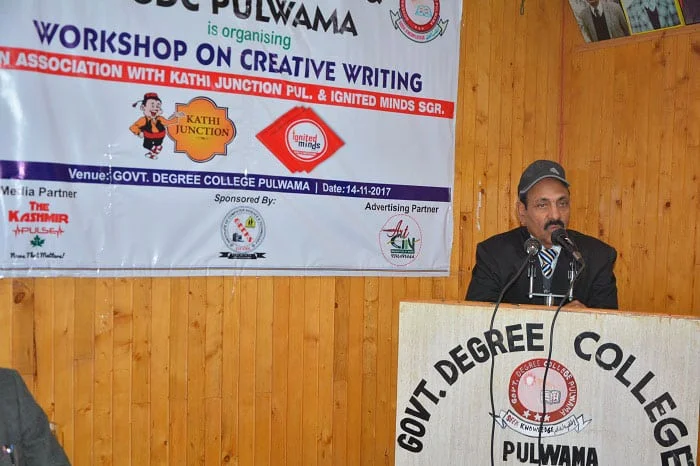 Creative Writing Workshop enraptures youth in Pulwama