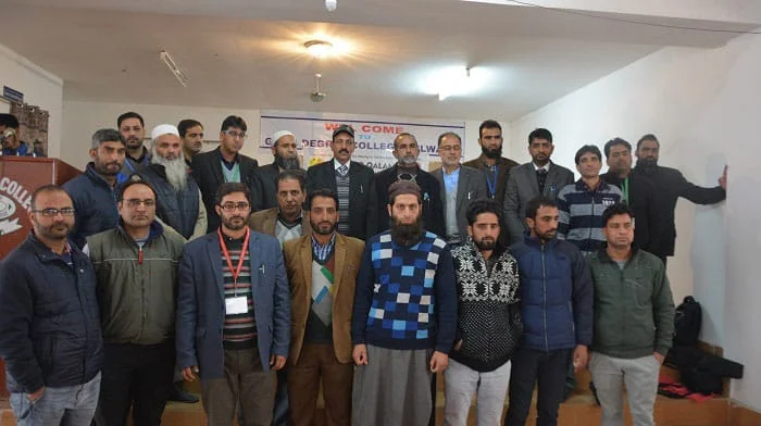 Creative Writing Workshop enraptures youth in Pulwama