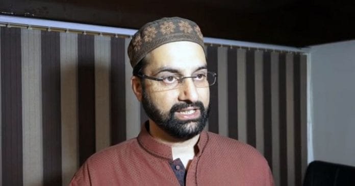 Ready for mass agitation if Article 35-A tinkered with, says Mirwaiz Ready for mass agitation if Article 35-A tinkered with, says Mirwaiz