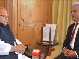 Director SKIMS meets Governor