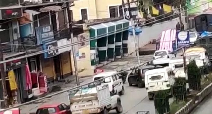 Militant attack on CRPF in Anantnag