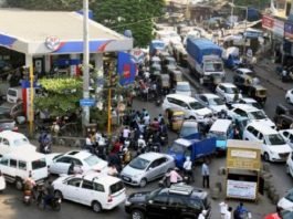 Rush at Petrol Pump in Kashmir