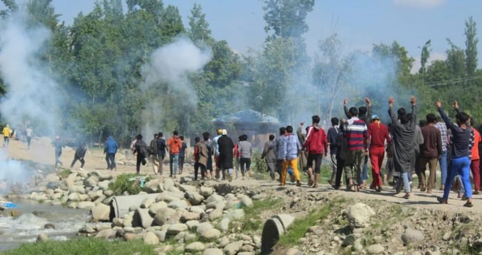 Protests in Rahmoo Pulwama