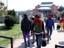 Labourers from Bihar at Railway Station in Srinagar