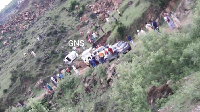 Eight persons injured, two of them critically, in Poonch