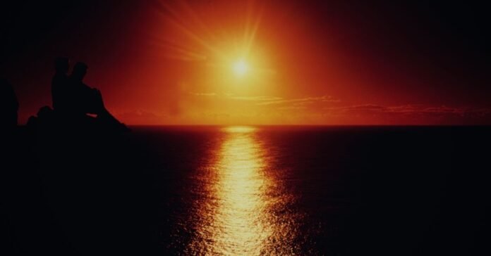 Dusk, Evening, Sea, Sky, Water, Sad, Emotion