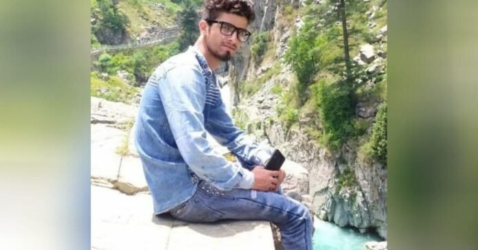 Student allegedly hangs self in Pulwama village Student allegedly hangs self in Pulwama village