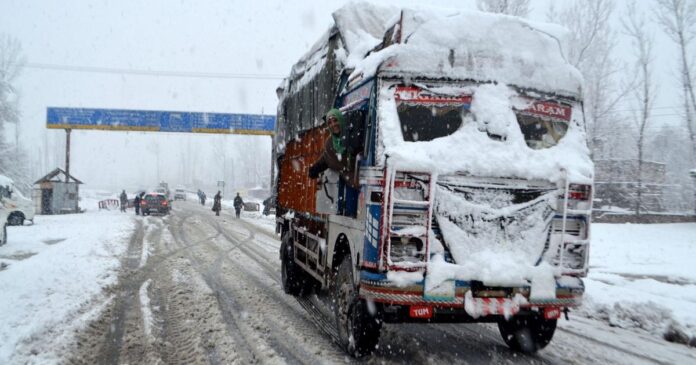 Jammu-Srinagar Highway - Snowfall
