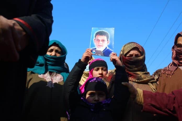 Lawaypora Gunfight: Families of slain reject IGPs claim Lawaypora Gunfight: Families of slain reject IGPs claim