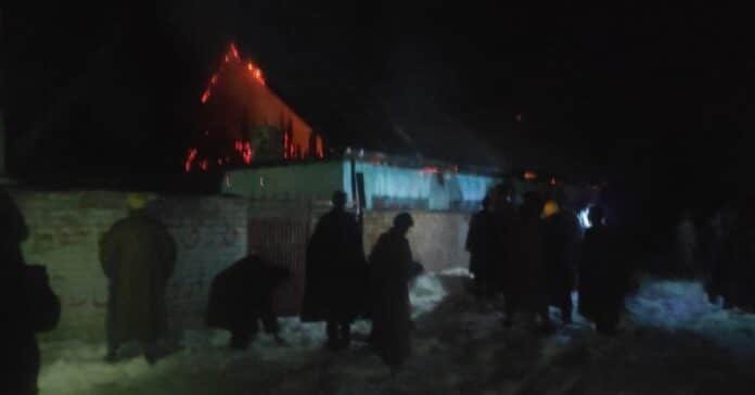 School building gutted in blaze in Shopian School building gutted in blaze in Shopian