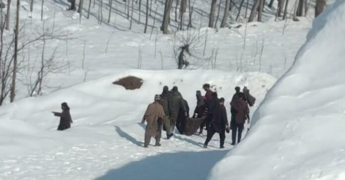 Unidentified body found in Shopian orchards