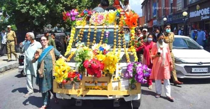 Kashmiri Pandits take out procession to celebrate Janmashtami festival