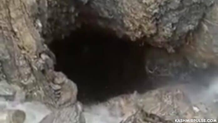 Brengi stream drains into sinkhole