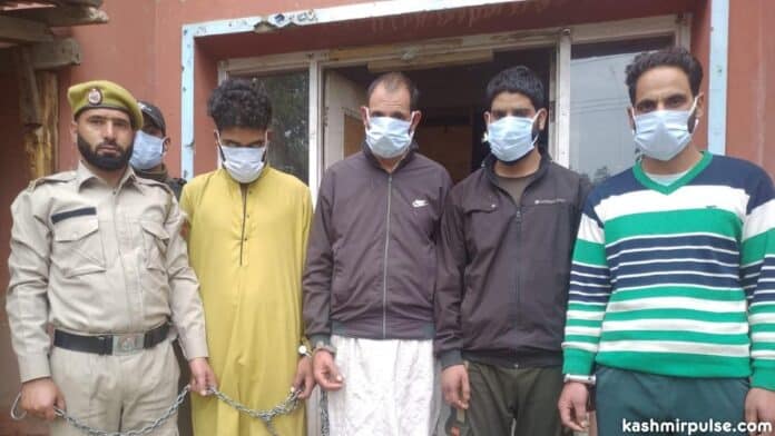 J-K Police busts extortionist gang in Budgam