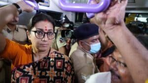 Smriti Irani inaugurates Kolkata’s Sealdah Metro Station