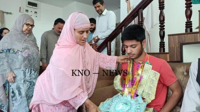 Student from Shopian bags 10th rank in NEET UG-2022 Student from J-K's Shopian bags 10th rank in NEET UG-2022
