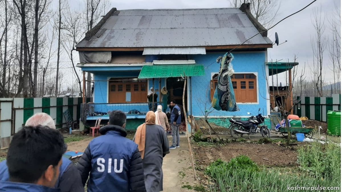SIU conducts searches at LeT commander's house in Pulwama