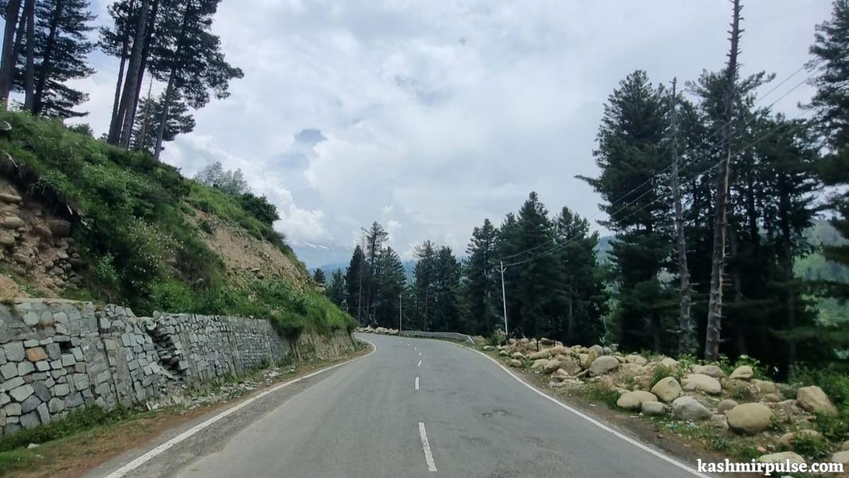 Amarnath Yatra: Mughal Road becomes sole route for tankers, empty vehicles