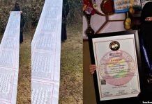 Calligrapher transcribes Surah Yusuf in three languages on a 15.5-meter scroll Calligrapher transcribes Surah Yusuf in three languages on a 15.5-meter scroll