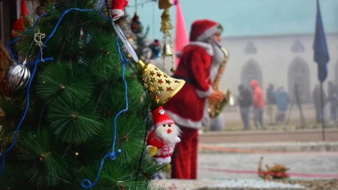 Christian community marks Christmas in Srinagar Christian community marks Christmas in Srinagar