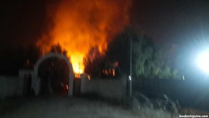 Residential house in Shopian partially damaged in early morning blaze Residential house in Shopian partially damaged in early morning blaze