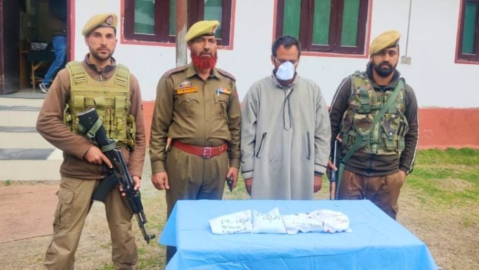 Double agent booked for fabricating heroin information in Kupwara