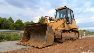 Nine illegal commercial structures demolished in Pahalgam