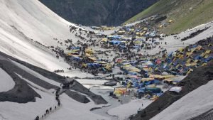 Amarnath Yatra suspended from both routes from August 9 amid track repairs