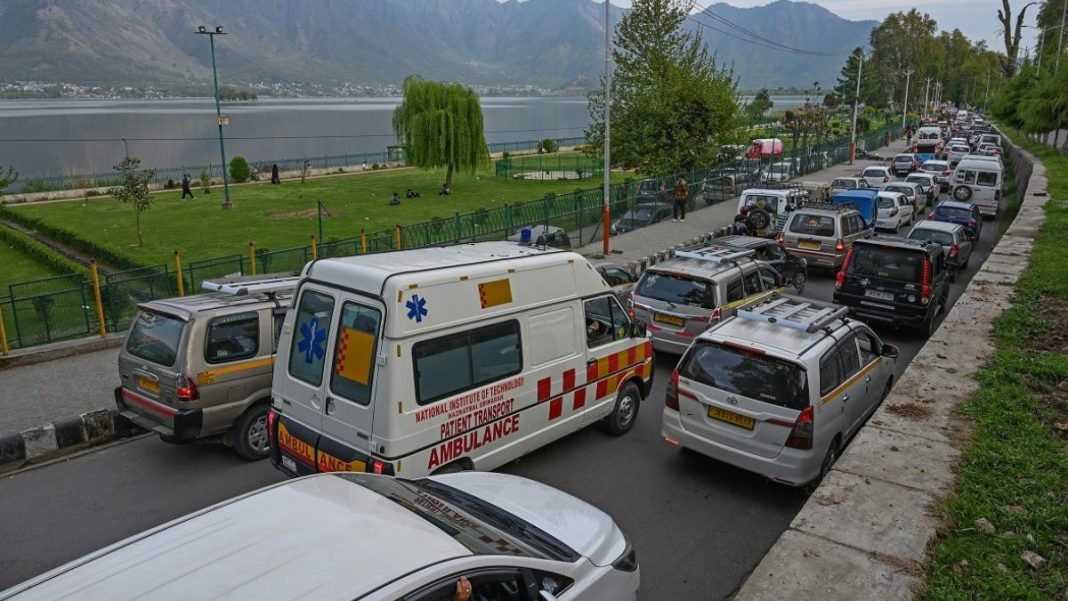 Ambulance stuck in a traffic jam in Srinagar Ambulance stuck in a traffic jam in Srinagar