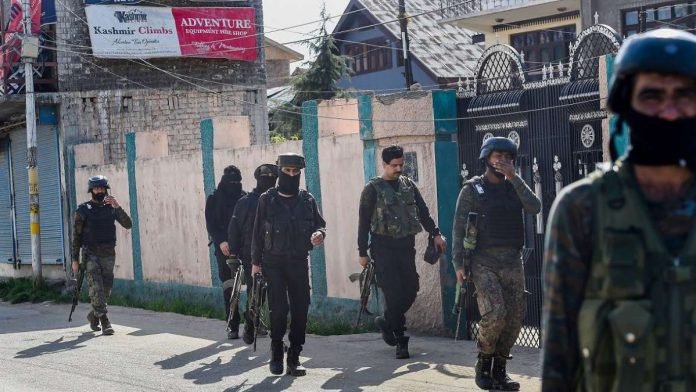 Security forces patrol Srinagar streets