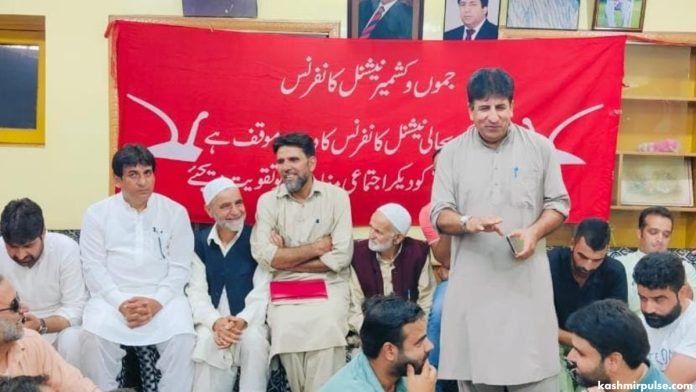 Apni Party's Bijbehara constituency incharge Tariq Veeri rejoins NC