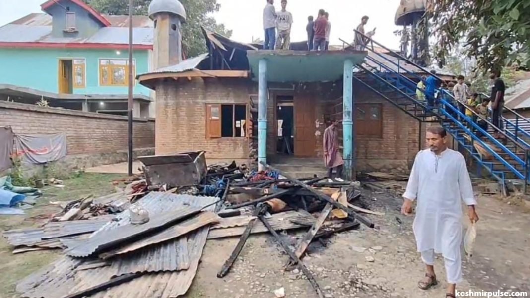 Massive fire reduces historic Imambara to ashes in Budgam