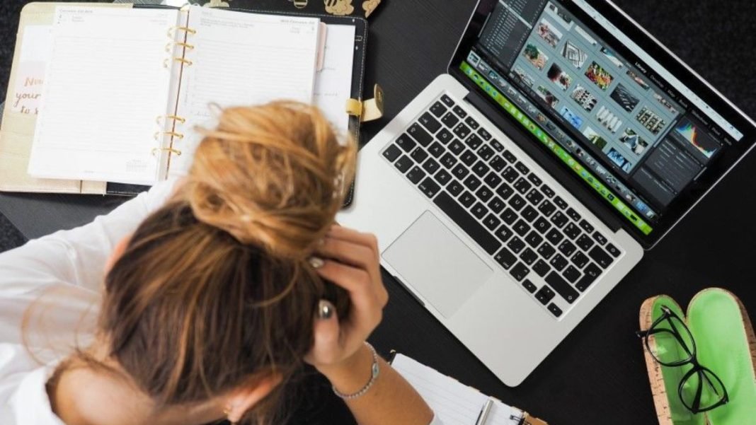‘Sitting is the New Smoking’: GMC Srinagar Being Connected Online - Stress - Woman
