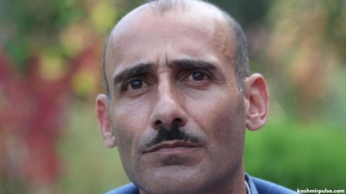 Irfan Hafiz Lone Irfan Hafiz Lone