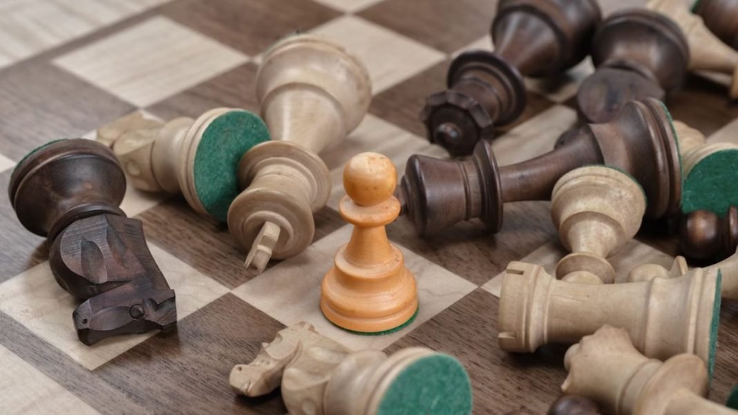 From Checkmate to Betting Line: How Chess Thinking Facilitates Sports Wagering