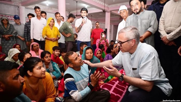 CM Omar Abdullah visited the border areas and met affected people