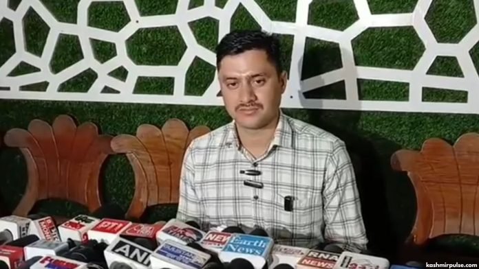 Dismissed Jammu CRPF trooper appeals to PM for justice Dismissed Jammu CRPF trooper appeals to PM for justice