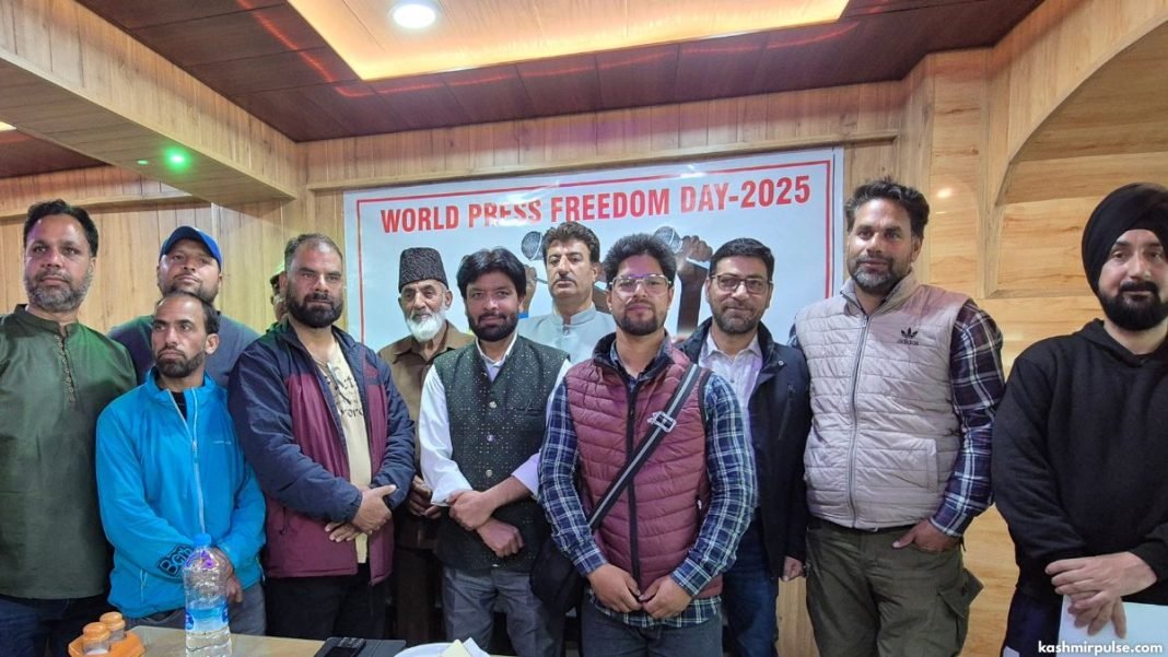 Pulwama journalists mark World Press Freedom Day with call for responsible journalism