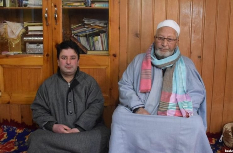 Srinagar weaver weaves his way to Padma Shri glory