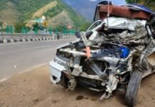 One dead, another injured in Banihal road mishap One dead, another injured in Banihal road mishap