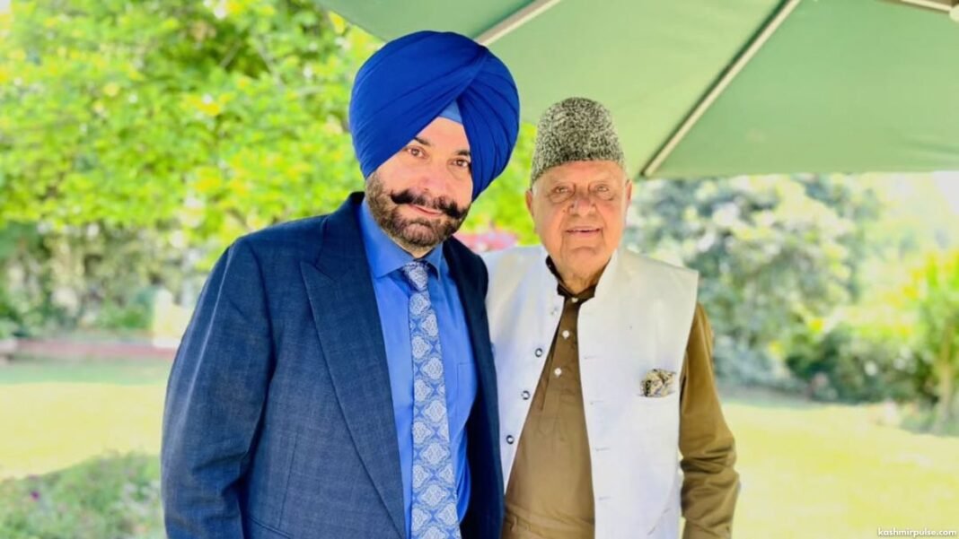 Navjot Singh Sidhu meets Farooq Abdullah in Srinagar Navjot Singh Sidhu meets Farooq Abdullah in Srinagar
