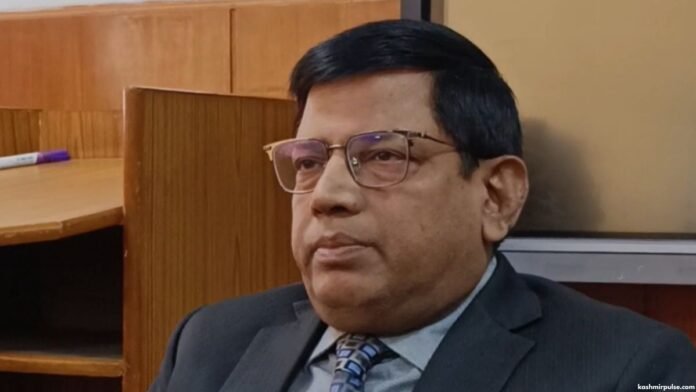 Dr Sanjeev Sinha