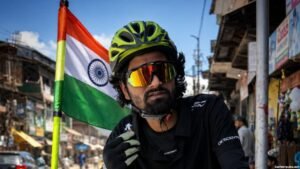 Kupwara cyclist begins nine-month bicycle journey to Saudi Arabia for Umrah